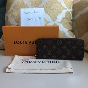 Louis Vuitton Clemence Wallet in Rose Ballerine